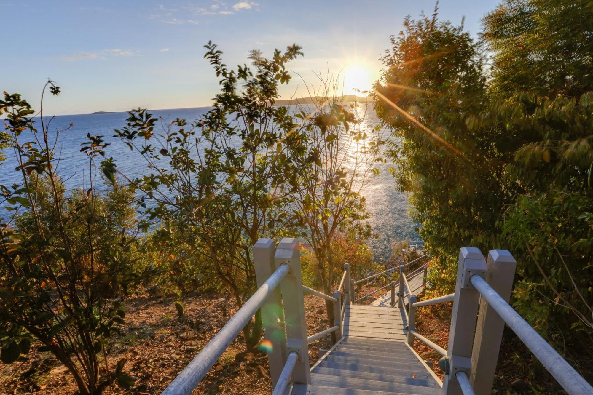 Sea La Vie - Waterfront St Thomas Escape With Pool Vila Nazareth Exterior foto