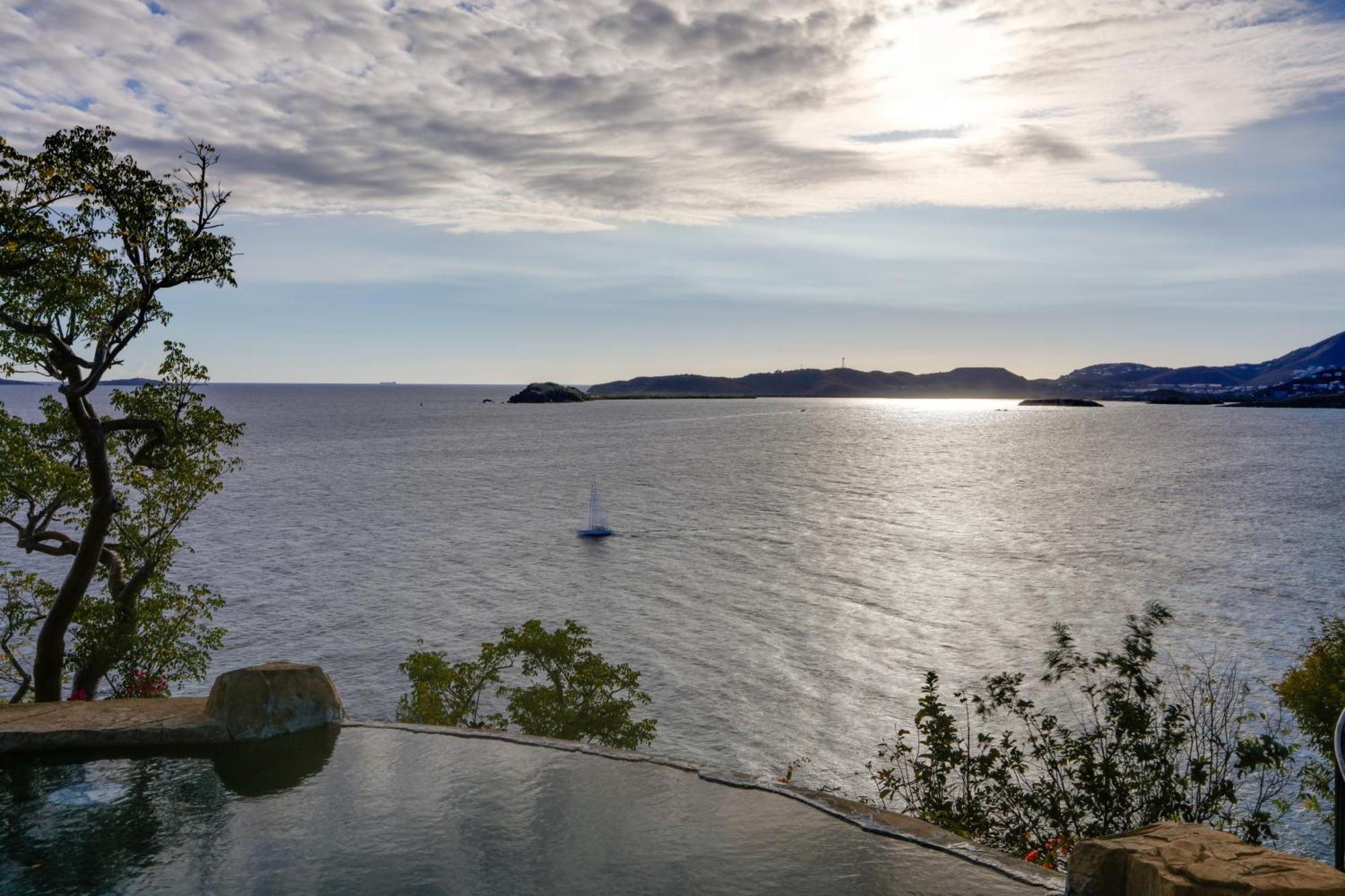 Sea La Vie - Waterfront St Thomas Escape With Pool Vila Nazareth Exterior foto